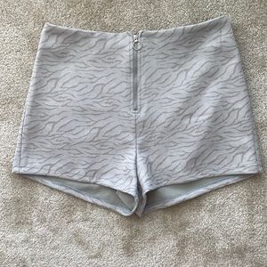 Le Lis Small Grey O Ring Zipper Zebra / Tiger Animal Print High Rise Shorts